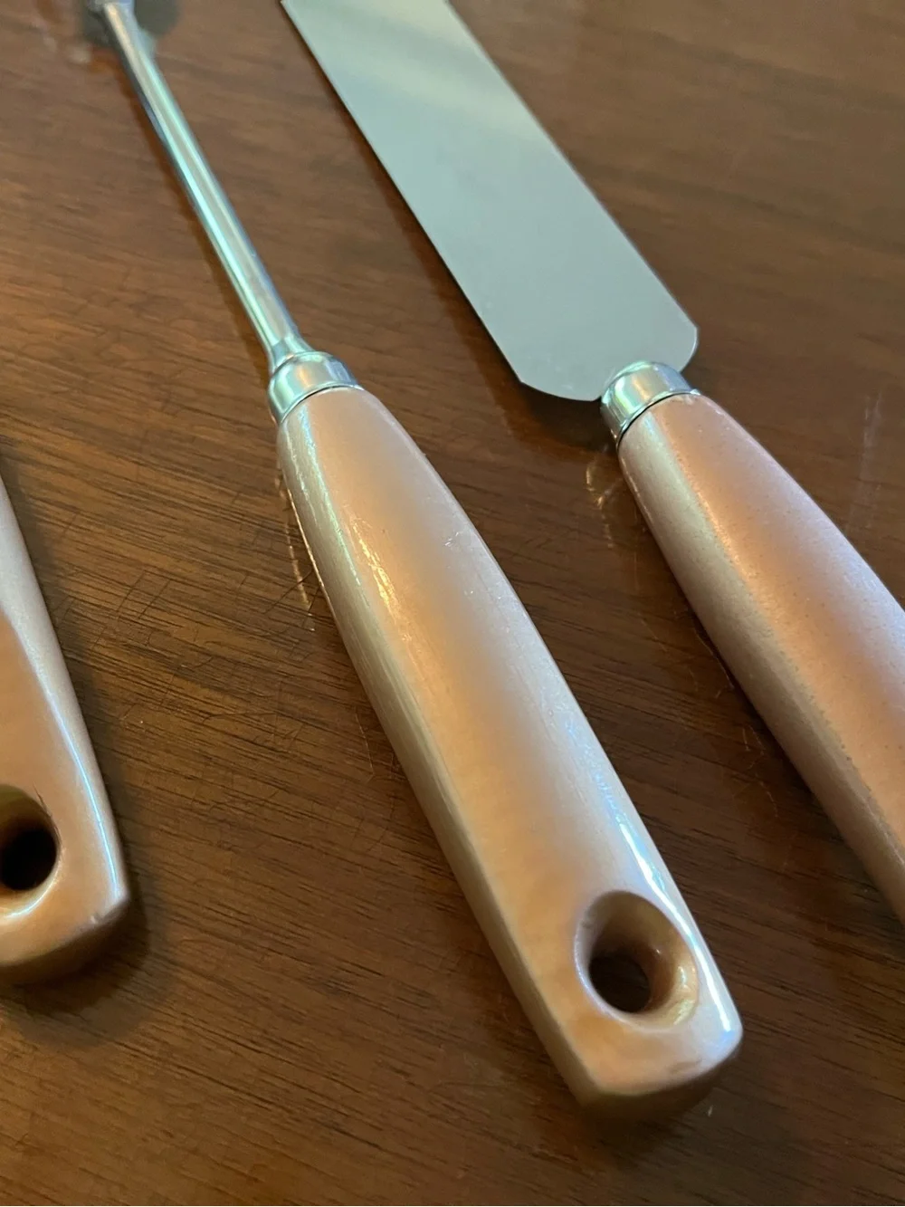 MCM Vintage EKCO “Crest” 5-Piece Kitchen Serving Utensil Set